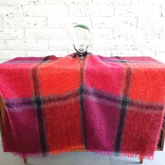 VTG Hornes Red Plaid Mohair Womens Shawl Wrap Large Scarf Cozy Fall Womens Wrap
